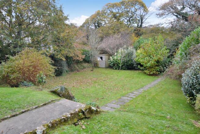 FRONT GARDENS