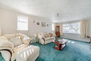 71, Sunnymead Drive, Waterlooville PO7 6BW