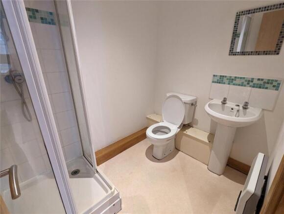 1 bed Apartment to rent Image 7