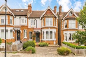 15, Copley Park, London SW16 3DD