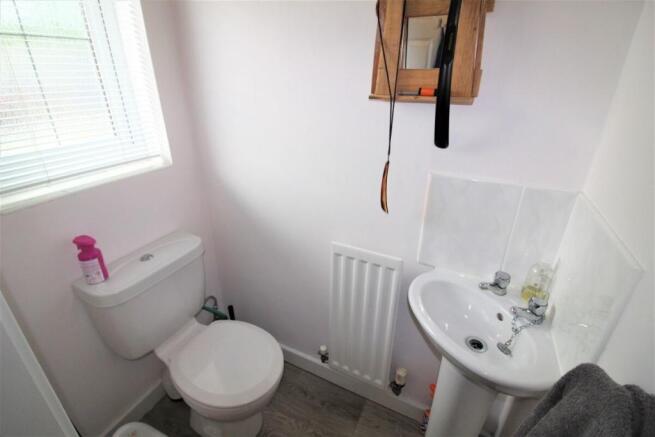 Cloakroom / WC