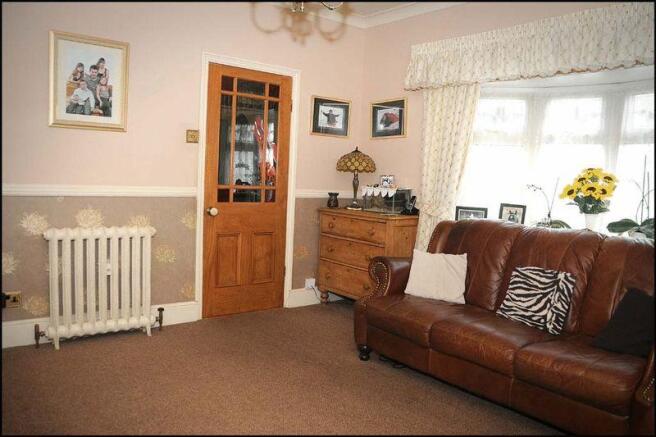 Lounge 1