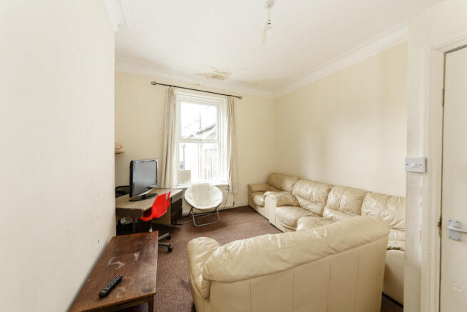 64 queens road upper