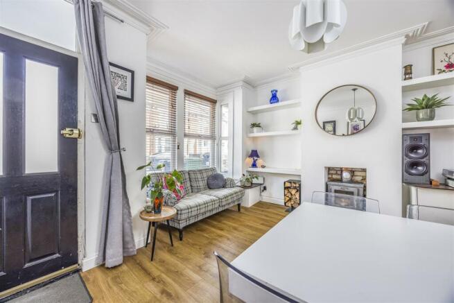 4 Bramshott Road, Southsea-PorticoMarketing-SarahO