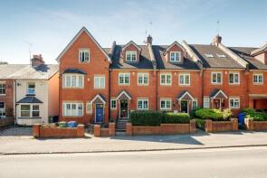2, Scotts Mews, Priory Road, Ascot SL5 8SA