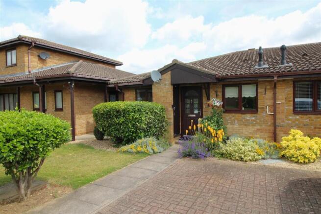 2-bed semi-detached on Five Arches, Orton Wistow, Peterborough, £200,000