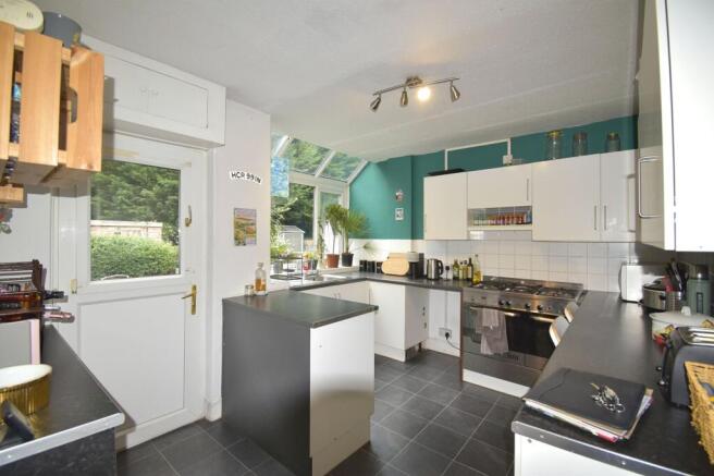 Fitted Kitchen