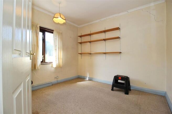 3 bed Semi-Detached for sale Image 12