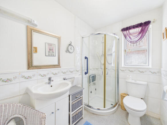 2 bed Bungalow for sale Image 12