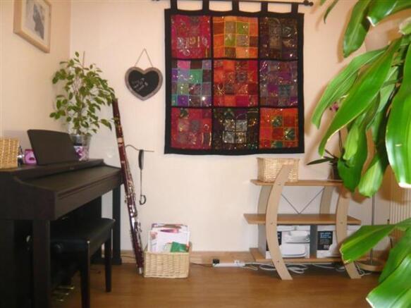 Photo 9