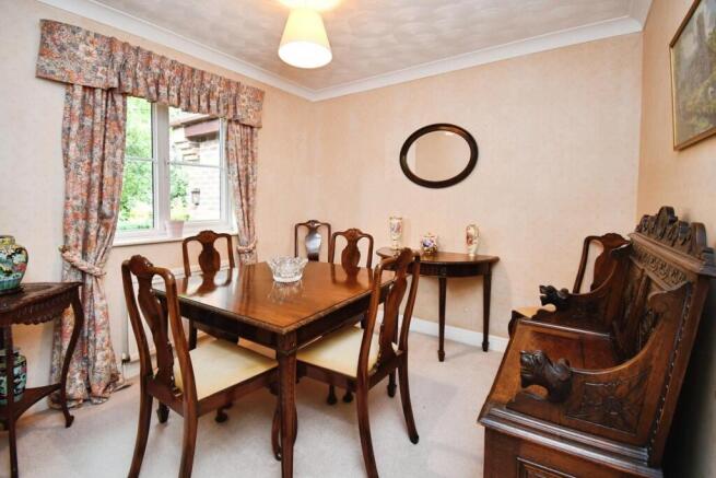 3 bed Detached Bungalow for sale Image 6