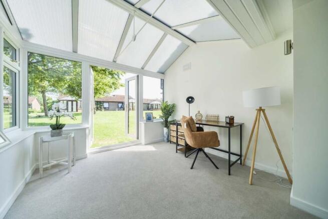 6, Furniss Court, Elmbridge Village, Cranleigh, GU6 photo 4