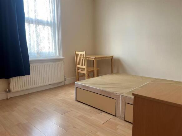 Bedroom.jpg