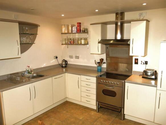 Kitchen.JPG