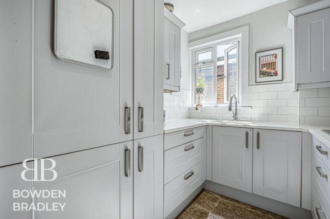 Apartment in London - View 5