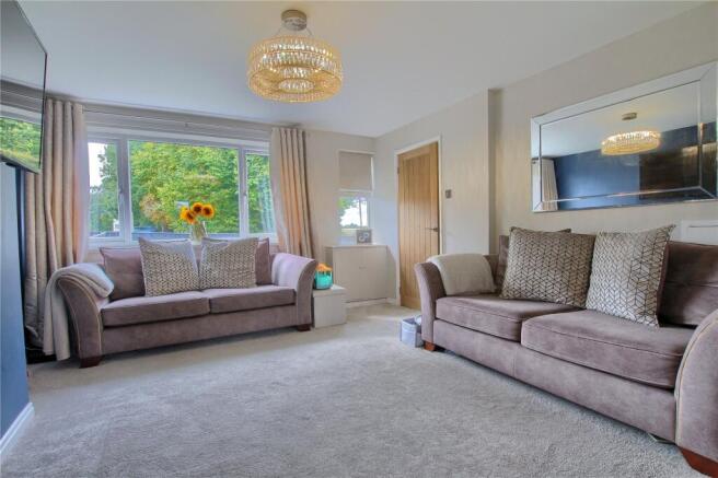 3 bed Semi-Detached for sale Image 7