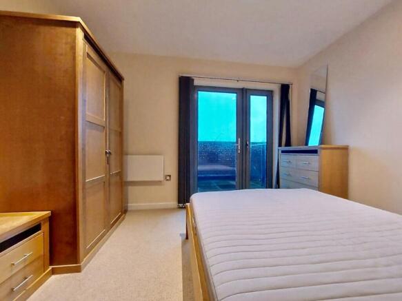 1 bed Apartment to rent Image 9