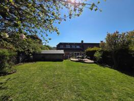 11, Greensey, Andover SP11 9HY