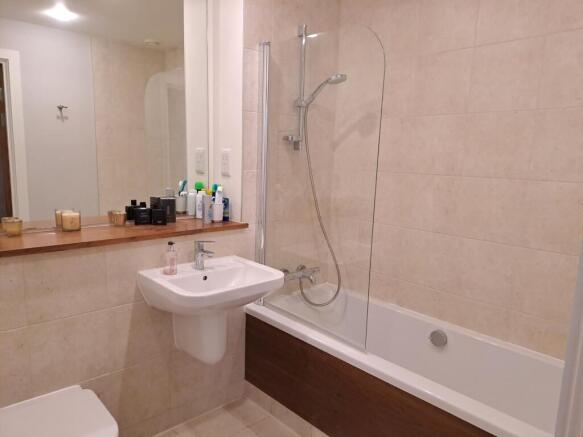 1 bed Apartment for sale Image 6