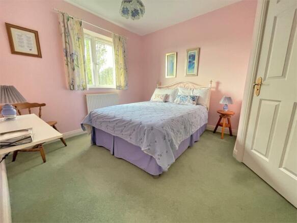 BEDROOM 2