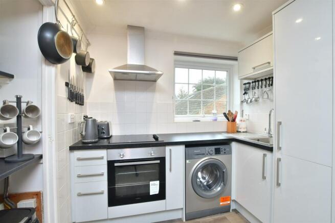 Lounge/ Kitchen