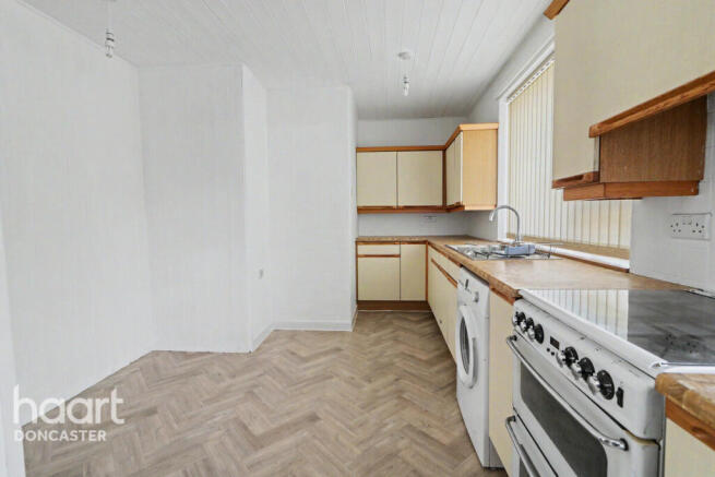 2 bed Detached Bungalow for sale Image 8
