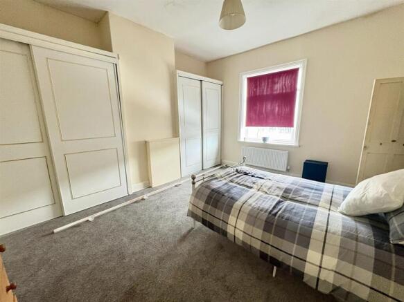 1 bed Terraced for sale Image 4