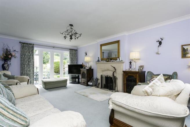 SITTING ROOM