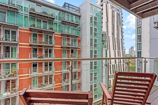 balcony.jpg