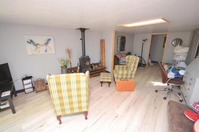 Garden Room.JPG