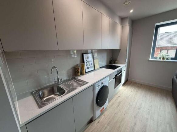 apt_13_20_westfield_terrace
