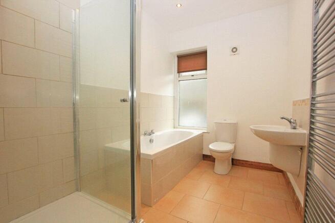 2 bed Terraced for sale Image 8