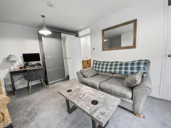 5 pelham sitting room 2.jpg