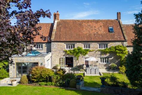 Woolavington. A Polden Hill Village.
