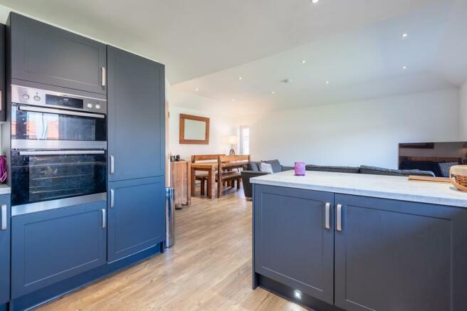 KITCHEN TO DINING
