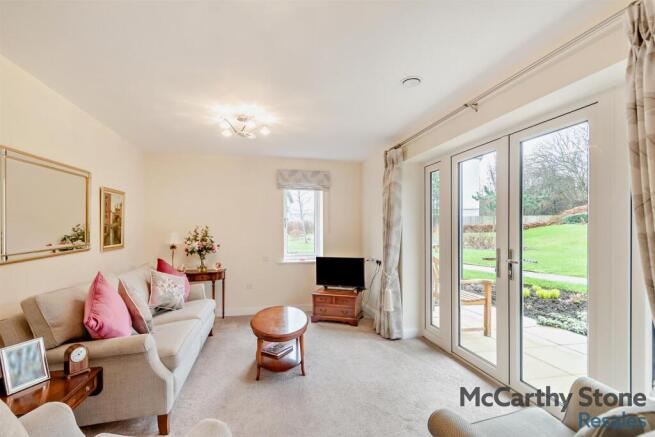 2 bed Apartment for sale Image 10