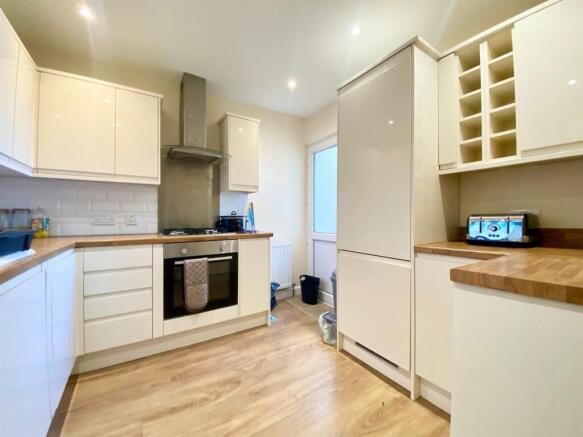 Kitchen.jpg