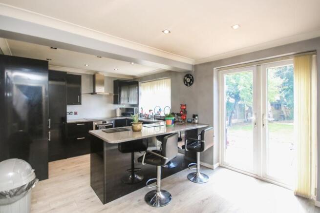 Kitchen/Breakfast