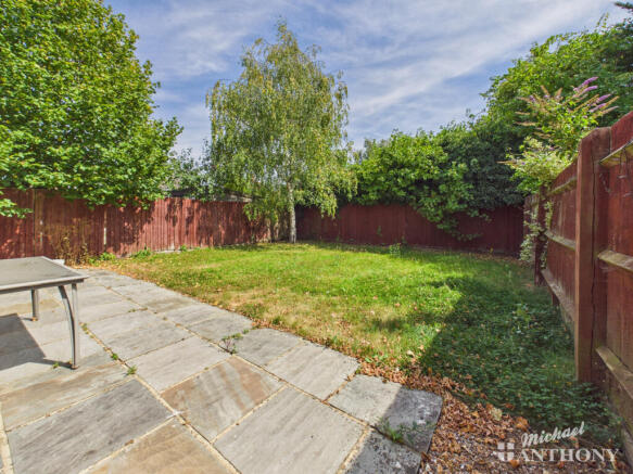 CAM03852G0-PR0749-STILL013