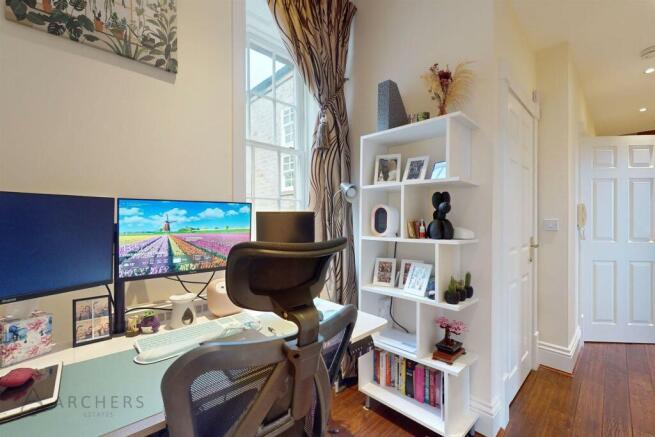 Apt.C.LoxleyHouse(Interior)(17of28).jpg