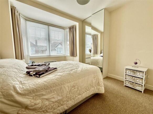 2 bed Apartment for sale Image 6