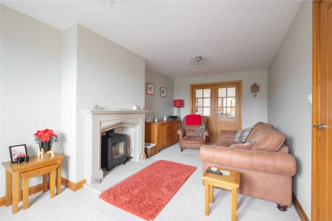 4 bed Detached for sale Image 8