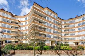Flat 37, Cholmeley Lodge, Cholmeley Park, Hornsey, London N6 5EN