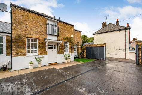 Priory Hill, Dartford, DA1