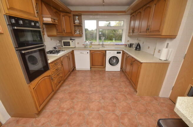 Fitted kitchen