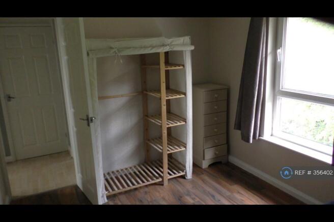 Master Bedroom b