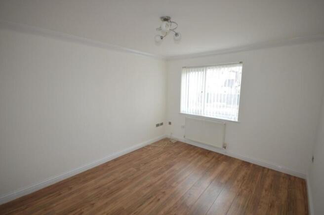 DSC_0002 (Medium).JPG