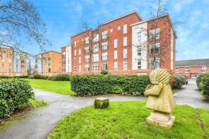 Flat 4, 32, Billys Copse, Havant PO9 5DJ