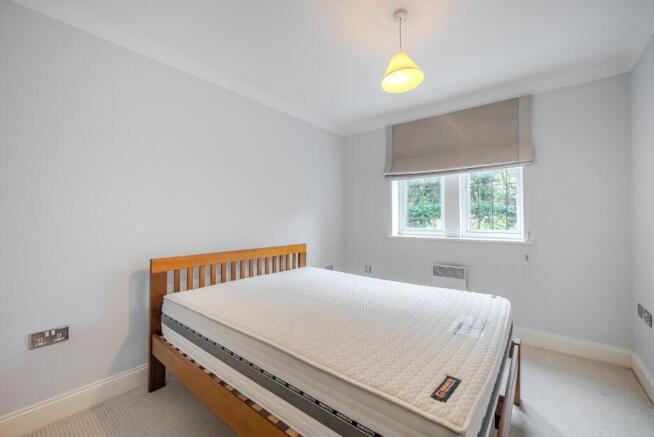 2 bed Flat for sale Image 9