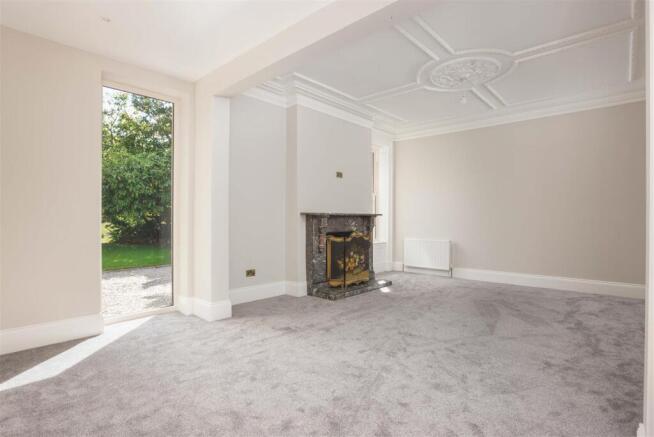 4 bed Farm House for sale Image 11